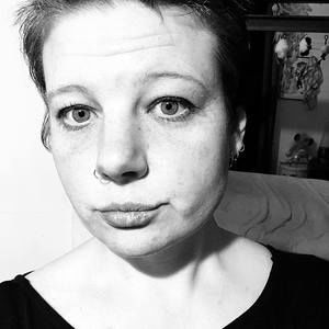 Meet your Posher, Steph